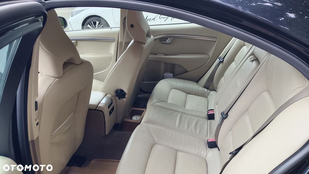 Volvo S80 - 8