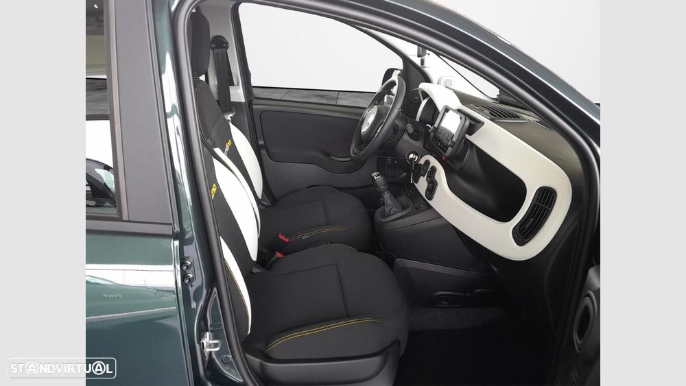 Fiat Pandina 1.0 Hybrid Cross - 14