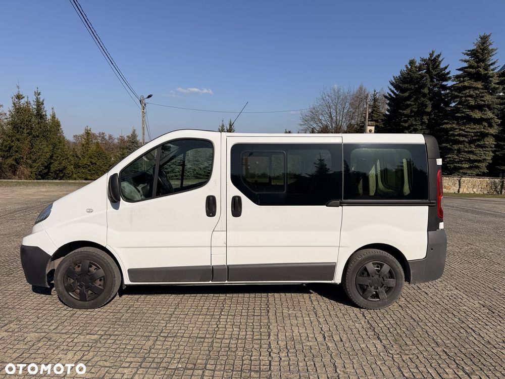 Renault Trafic - 1