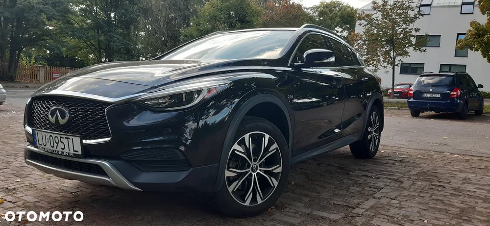 Infiniti QX30 2.0t Luxe Tech AWD 7DCT - 2