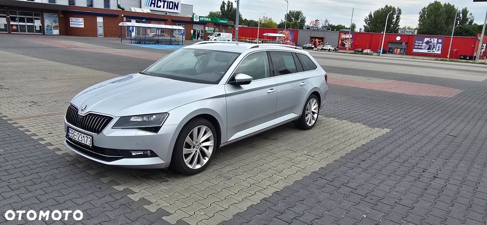 Skoda Superb 2.0 TDI 4x4 Style DSG - 1