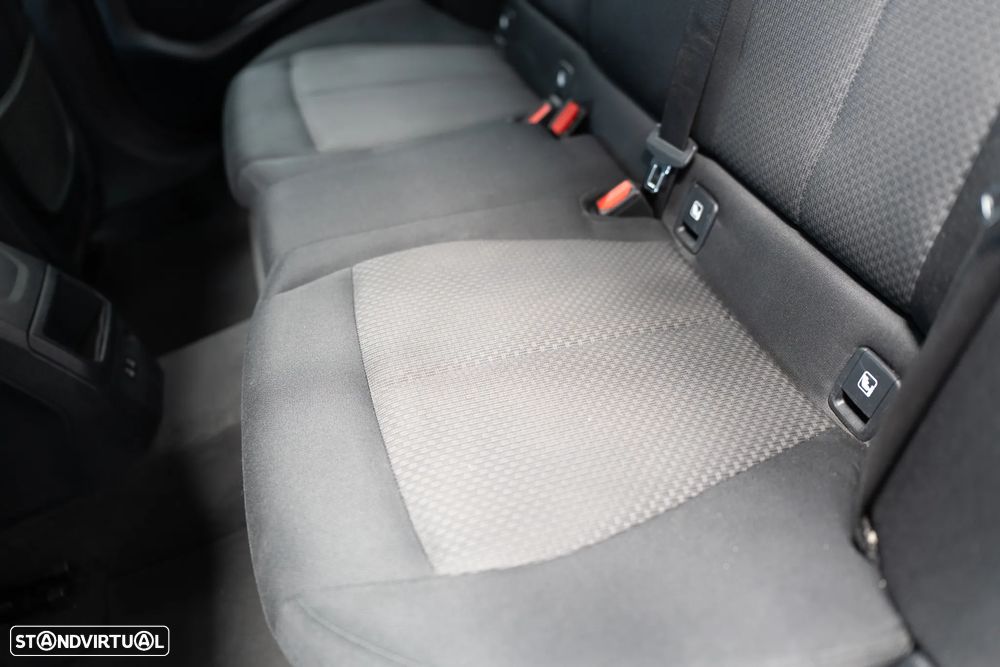 BMW 116 d Advantage - 18