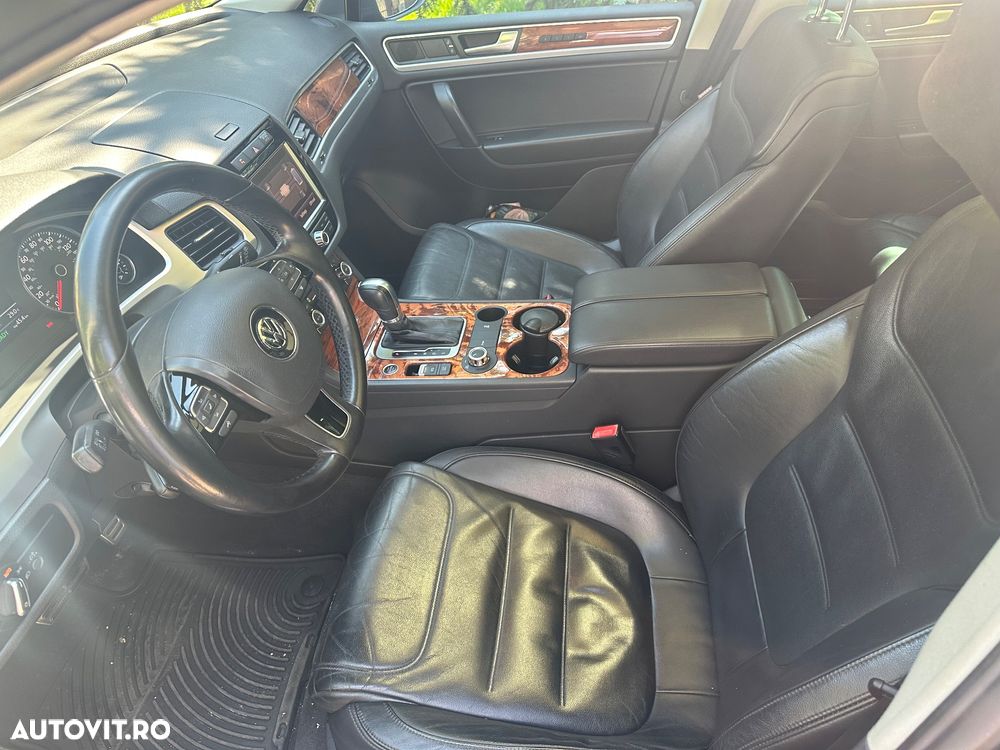 Volkswagen Touareg 3.0 Automatik - 6