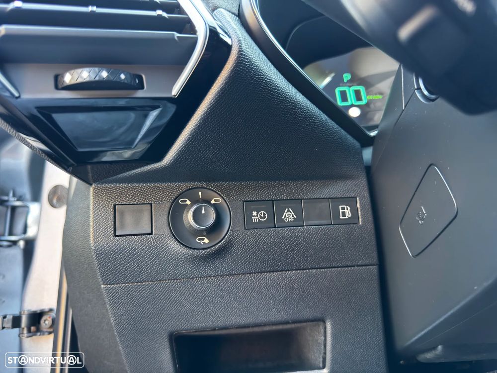 DS DS7 Crossback E-Tense Performance Line EAT8 - 15