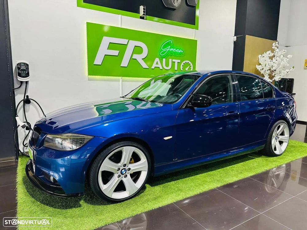 BMW 318 d Pack M - 3