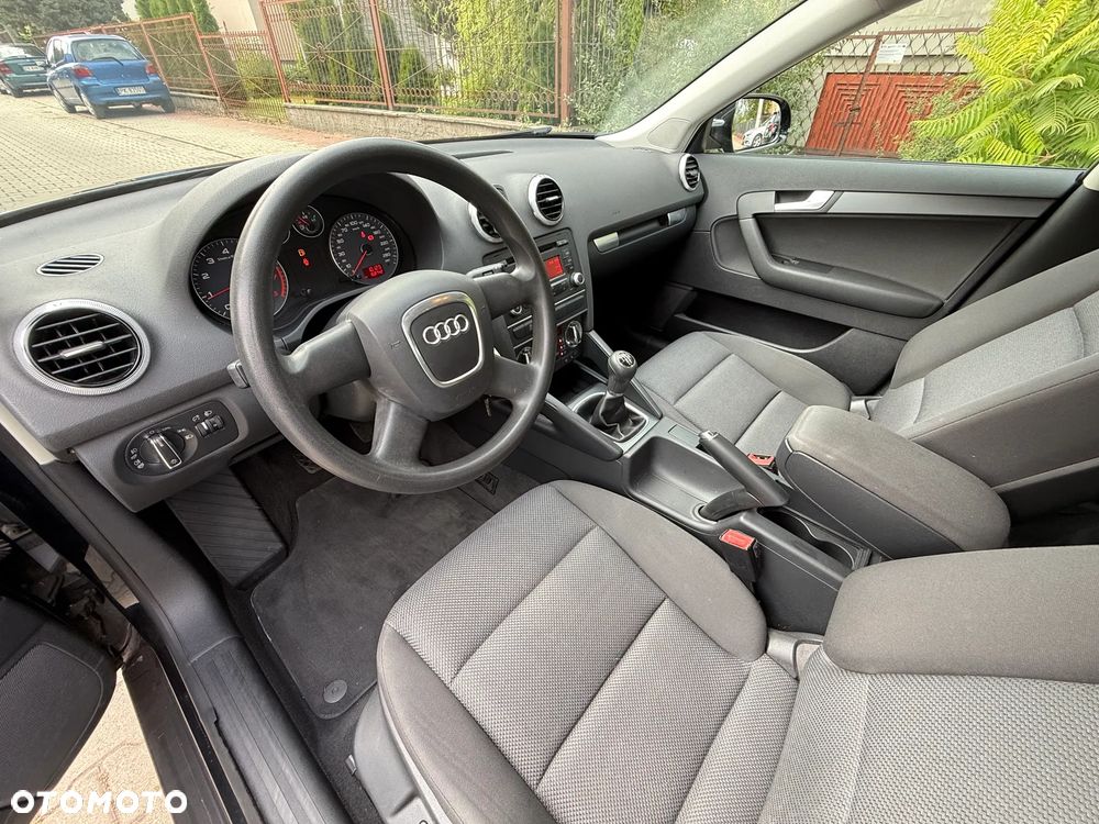 Audi A3 Sportback 1.6 Ambition - 10
