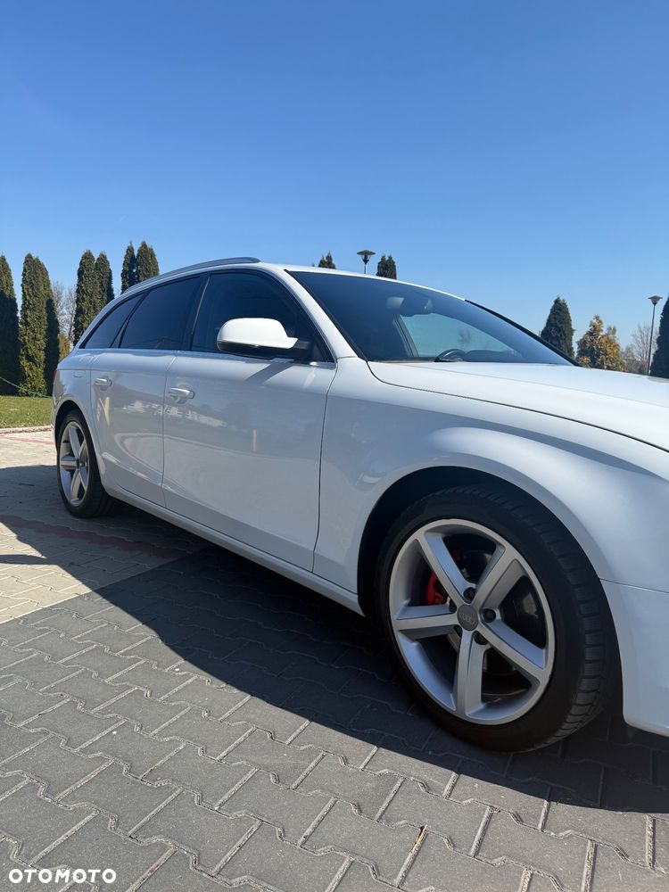 Audi A4 Avant 2.0 TDI Multitronic - 24