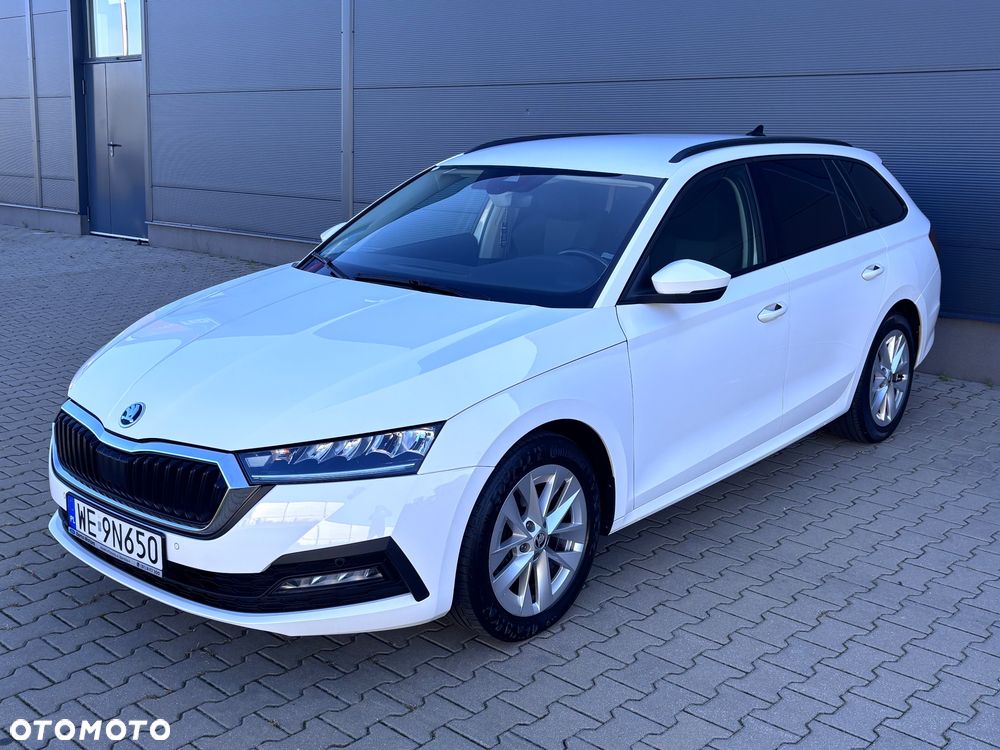 Skoda Octavia 2.0 TDI DSG Ambition - 11