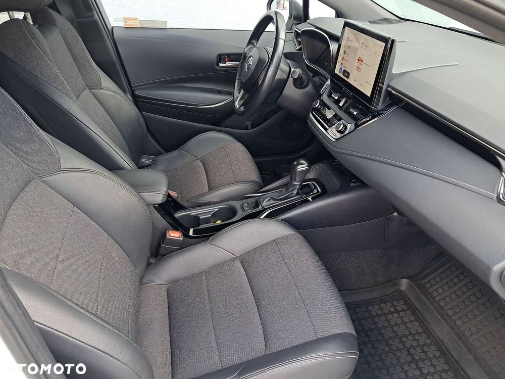 Toyota Corolla 1.8 Hybrid Style - 11