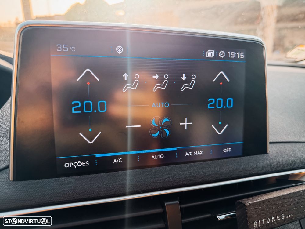 Peugeot 3008 BlueHDi 130 Stop & Start EAT8 Allure - 19