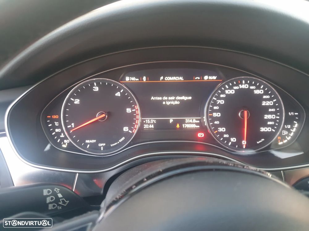 Audi A6 Avant 2.0 TDi Advance S tronic - 24