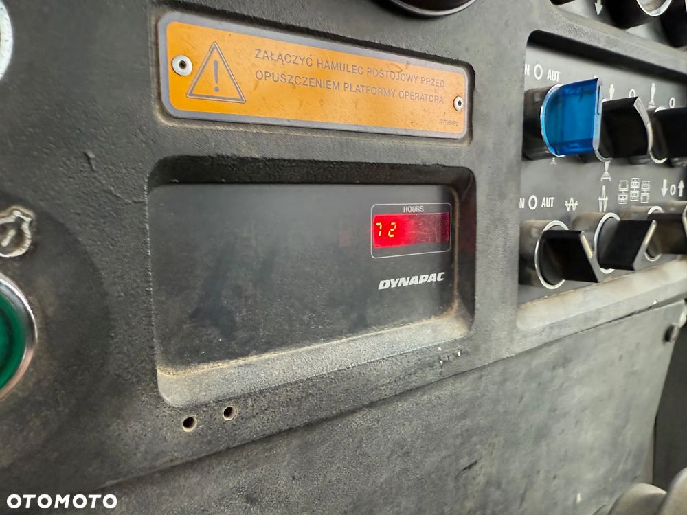 Dynapac CC 232 HF / 2008  / Nóż do Poboczy - 21