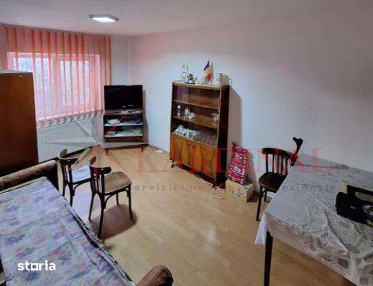 Apartament 3 camere decomndat Astra Paraului — fotografia 1