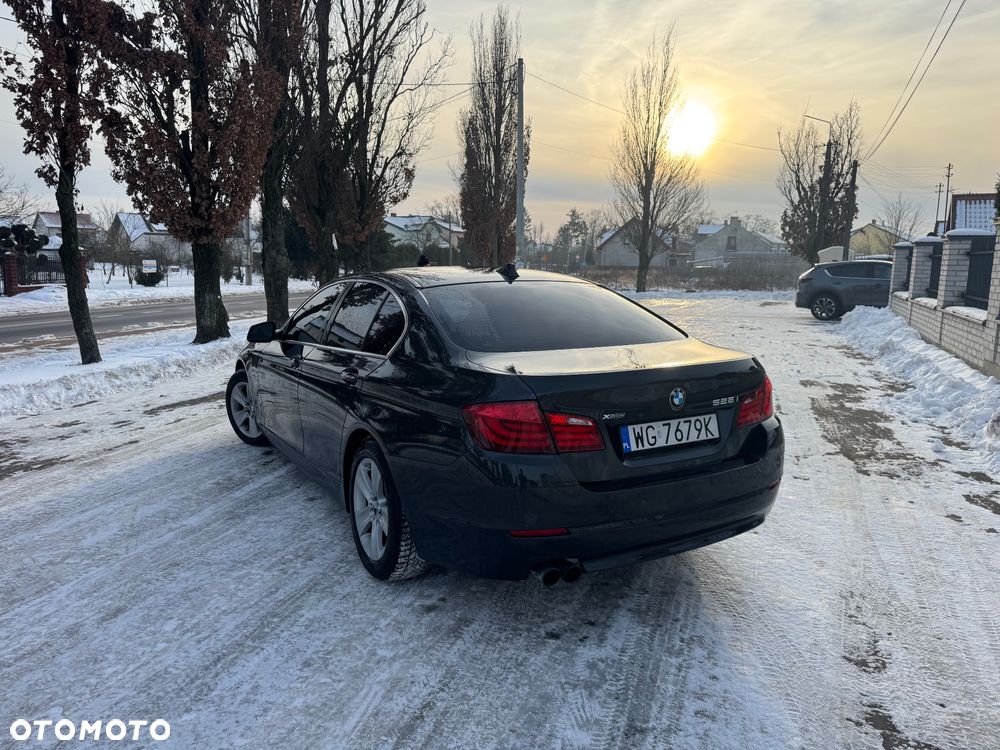 BMW Seria 5 528i xDrive - 2