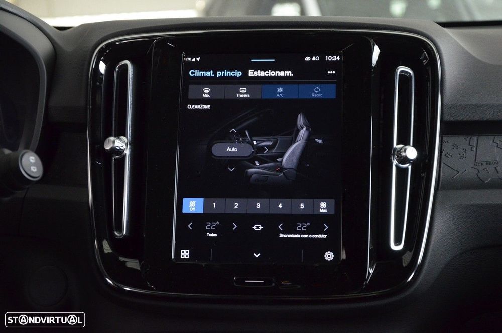 Volvo XC 40 Recharge Extended Range Plus - 17