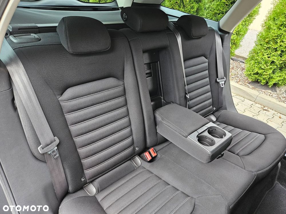 Ford Mondeo - 19
