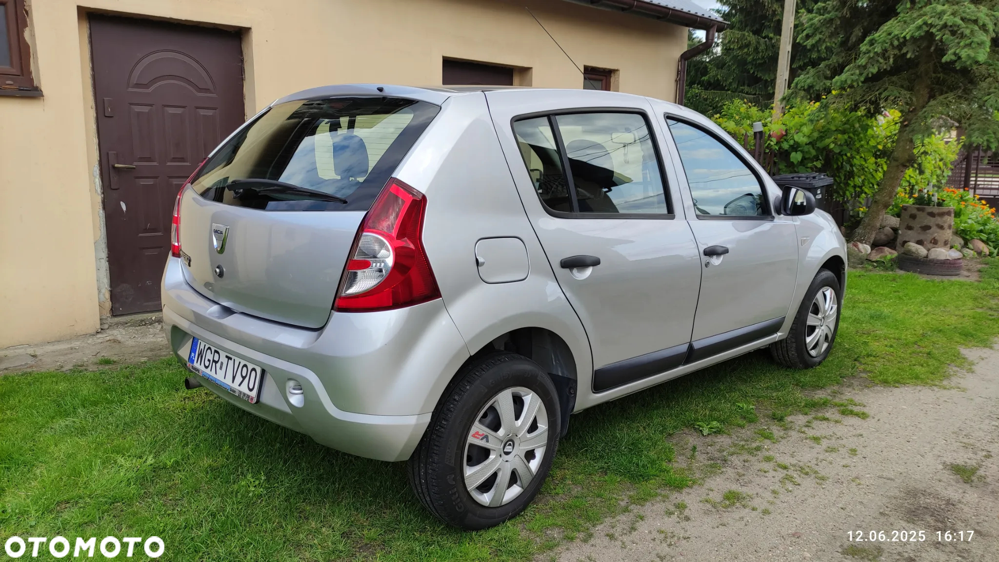 Dacia Sandero 1.2 16V 75 Ambiance - 8