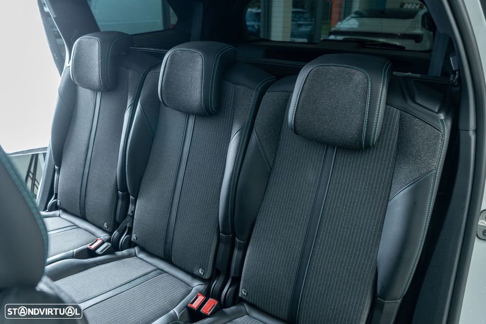 Peugeot 5008 1.2 PureTech Allure EAT8 - 10