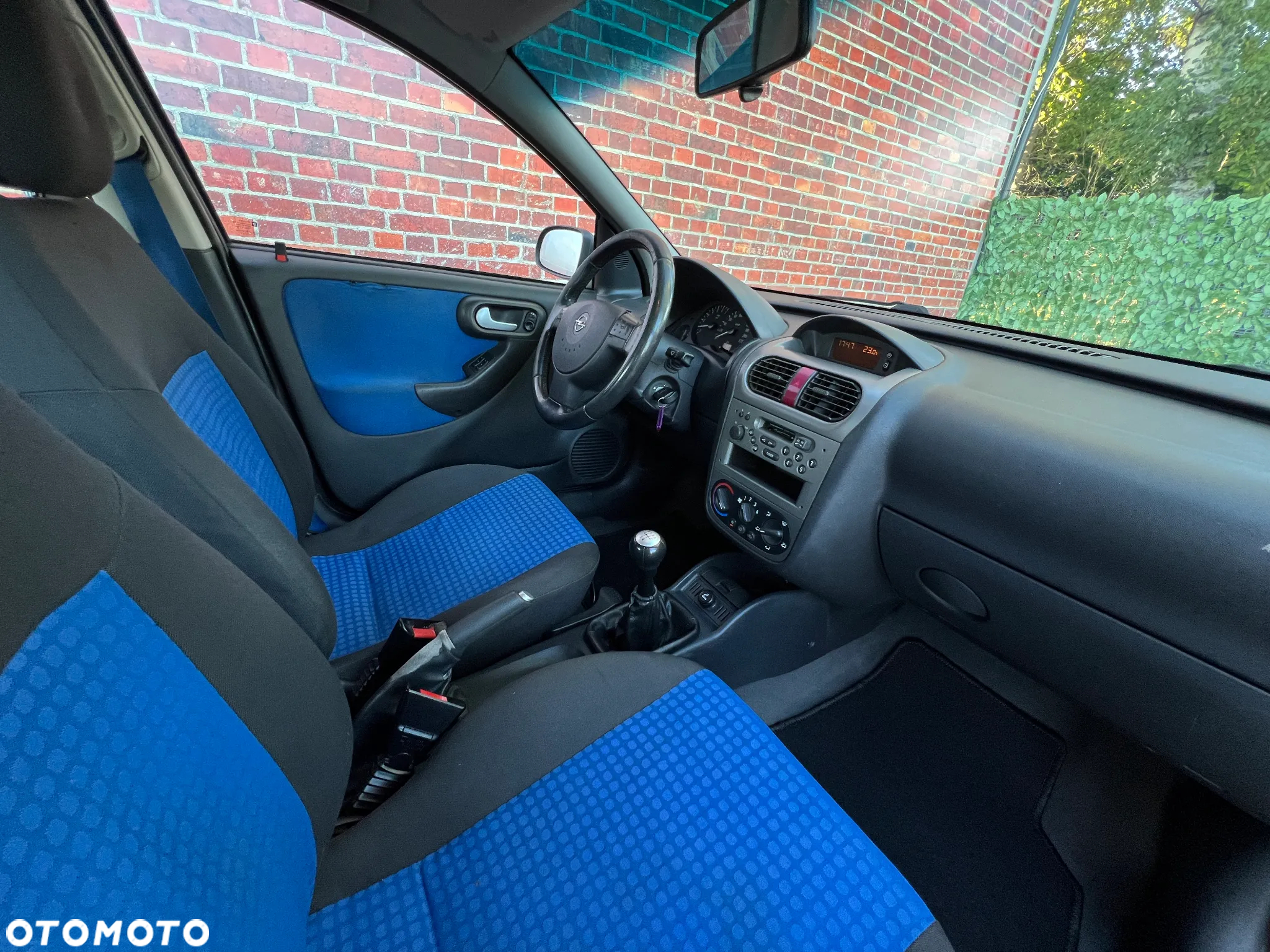 Opel Corsa - 11