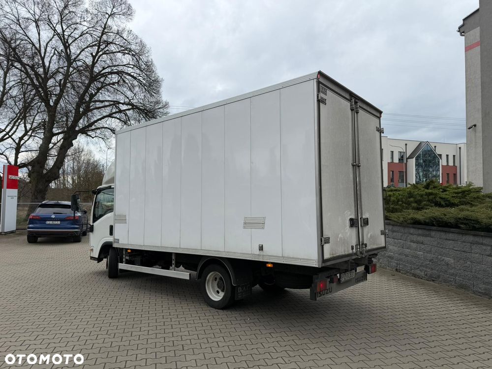 Isuzu M21 TTh - 4