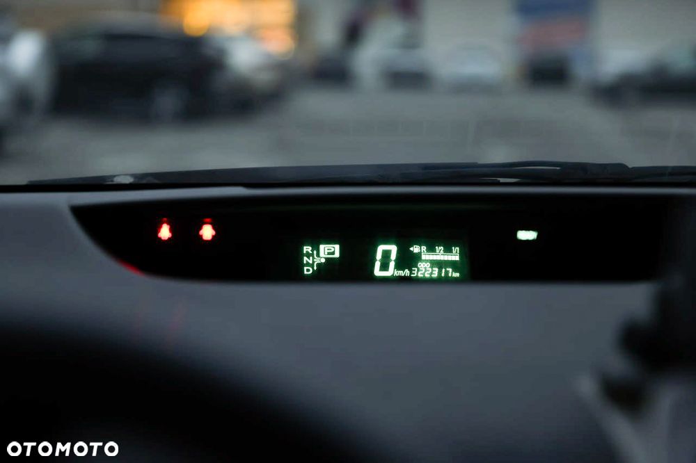 Toyota Prius - 6