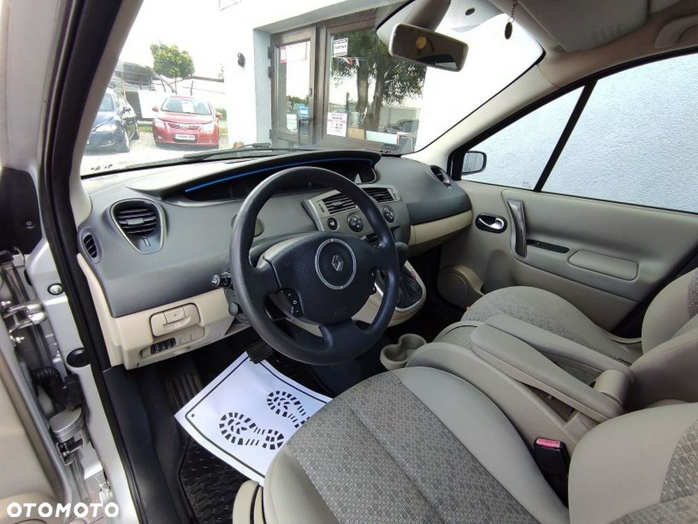 Renault Scenic - 10