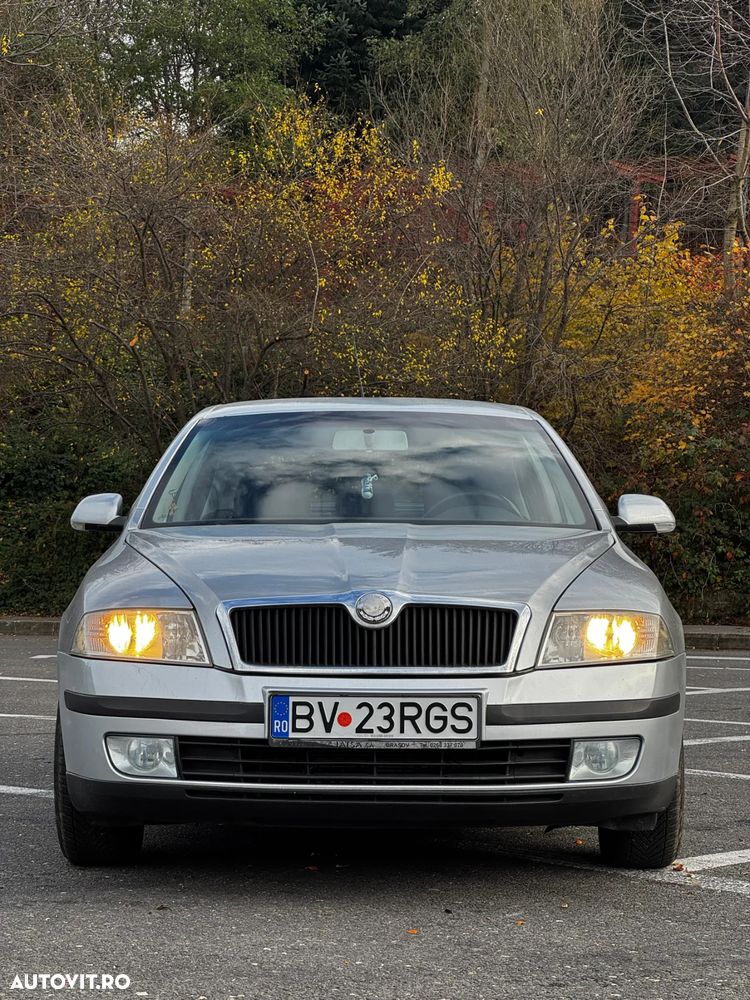 Skoda Octavia 1.6 Ambiente - 1