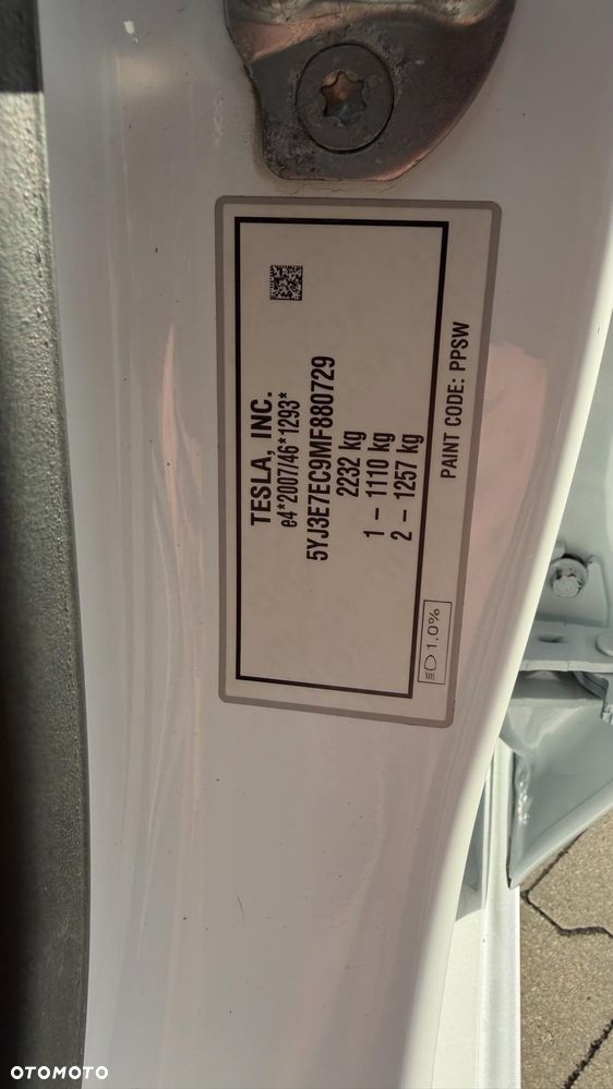 Tesla Model 3 Performance AWD - 16