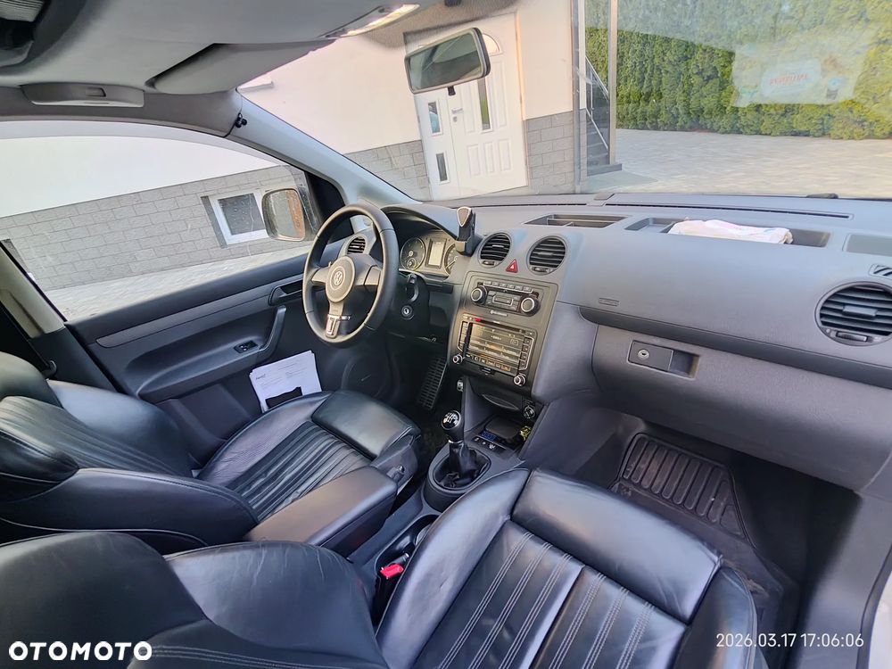 Volkswagen CADDY MAXI - 9