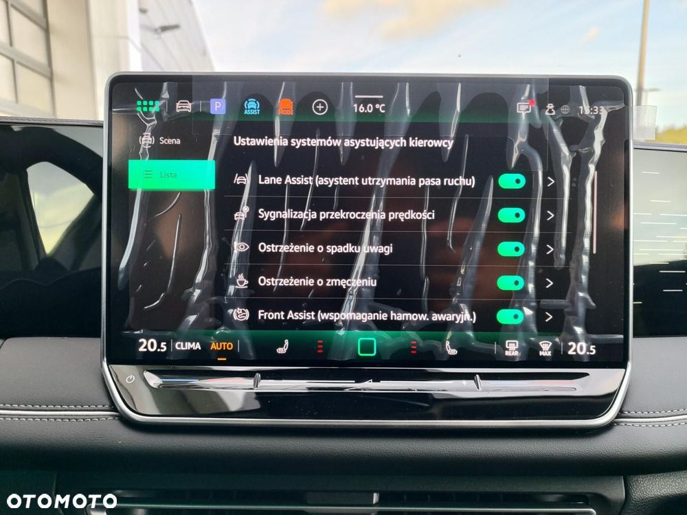 Volkswagen Tiguan - 28