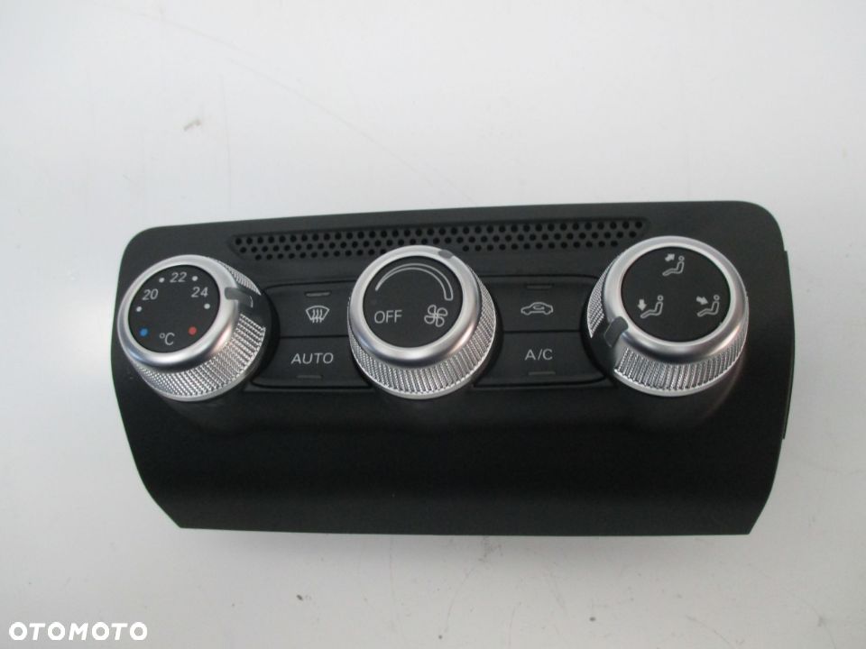 AUDI A1 8X 14R. PANEL STEROWANIA NAWIEWU 8X0820043C