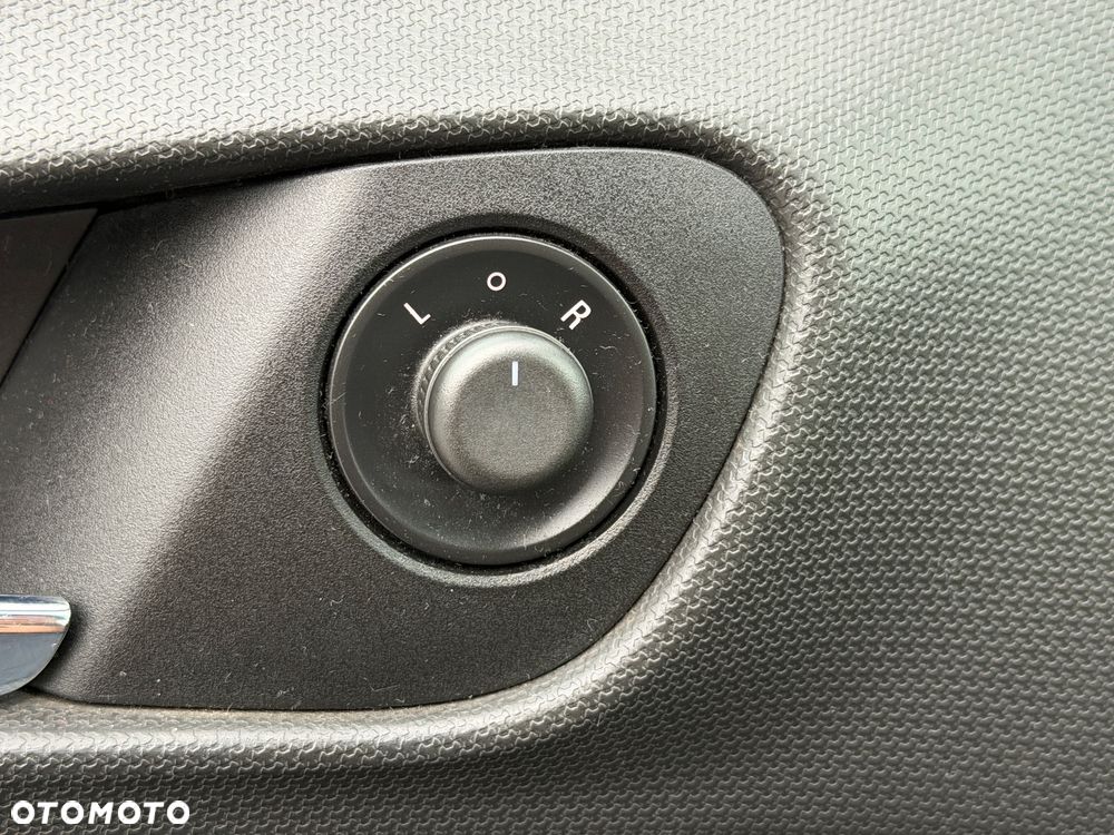 Opel Meriva - 16