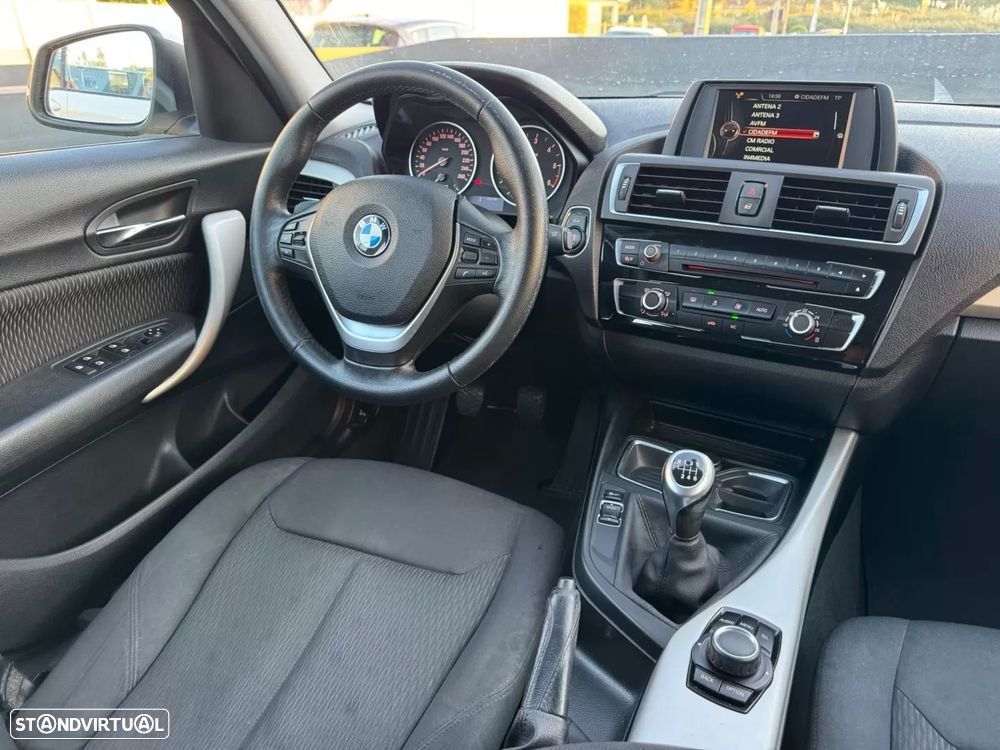 BMW 116 d EDynamics Line Sport - 28