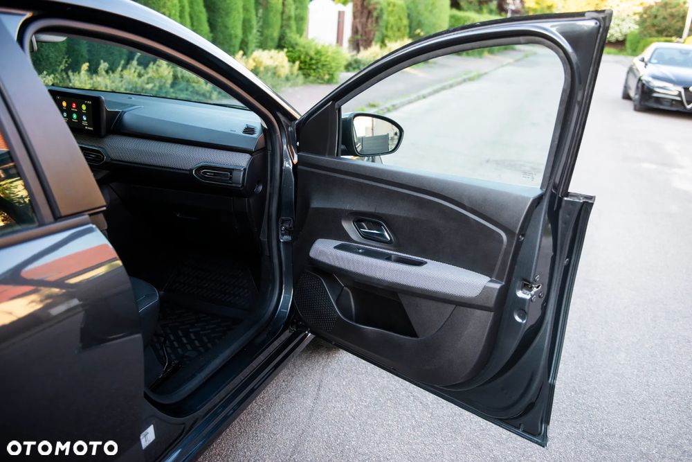 Dacia Sandero 1.0 TCe Laureate S&S - 37