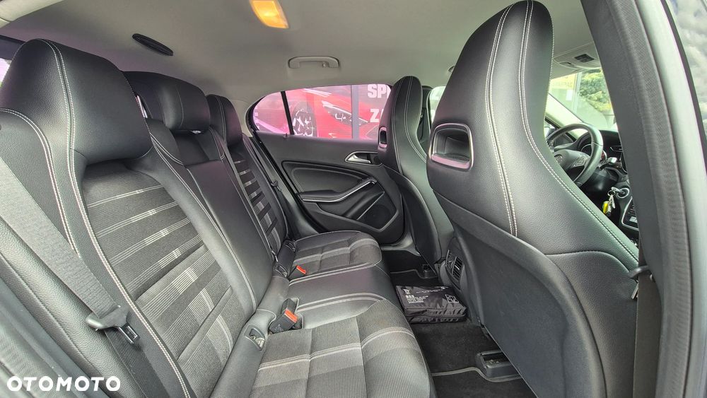 Mercedes-Benz GLA 200 7G-DCT AMG Line - 8
