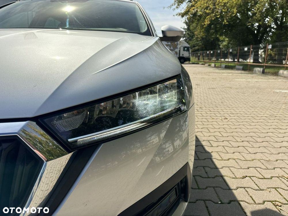 Skoda Octavia 2.0 TDI SCR Ambition DSG - 9