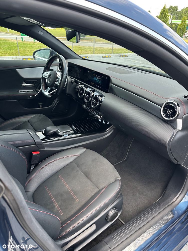Mercedes-Benz CLA 200 d 8G-DCT Edition 2022 - 13