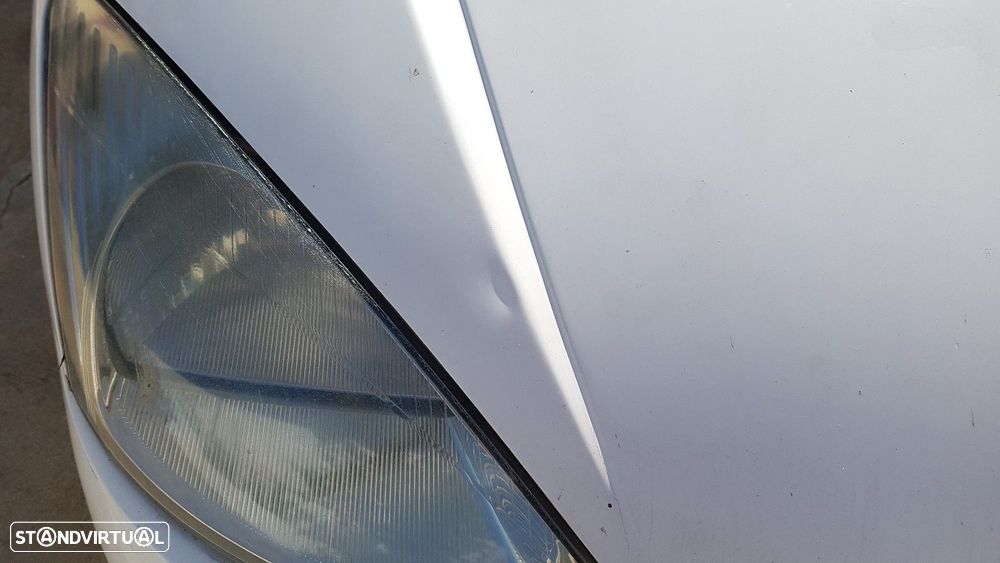 CAPÔ FORD FOCUS 2001 - 4