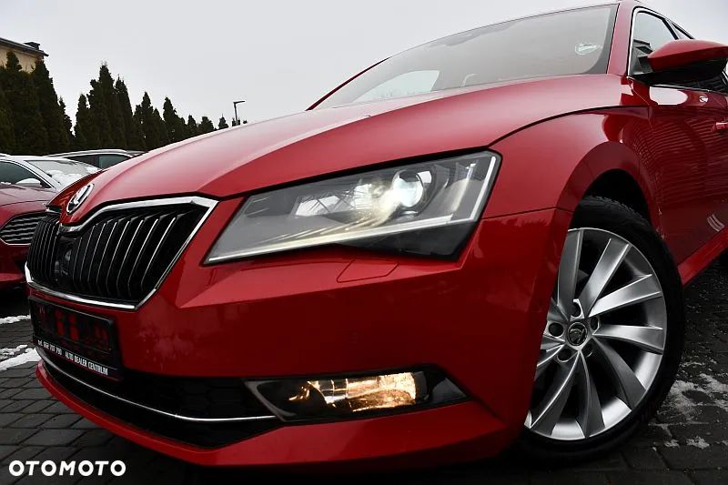 Skoda Superb 2.0 TDI SCR Sportline DSG - 36