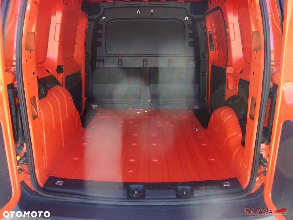 Volkswagen Caddy - 20
