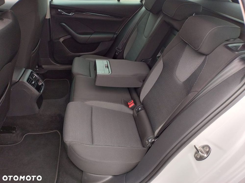 Skoda Octavia 1.5 TSI ACT Ambition - 11