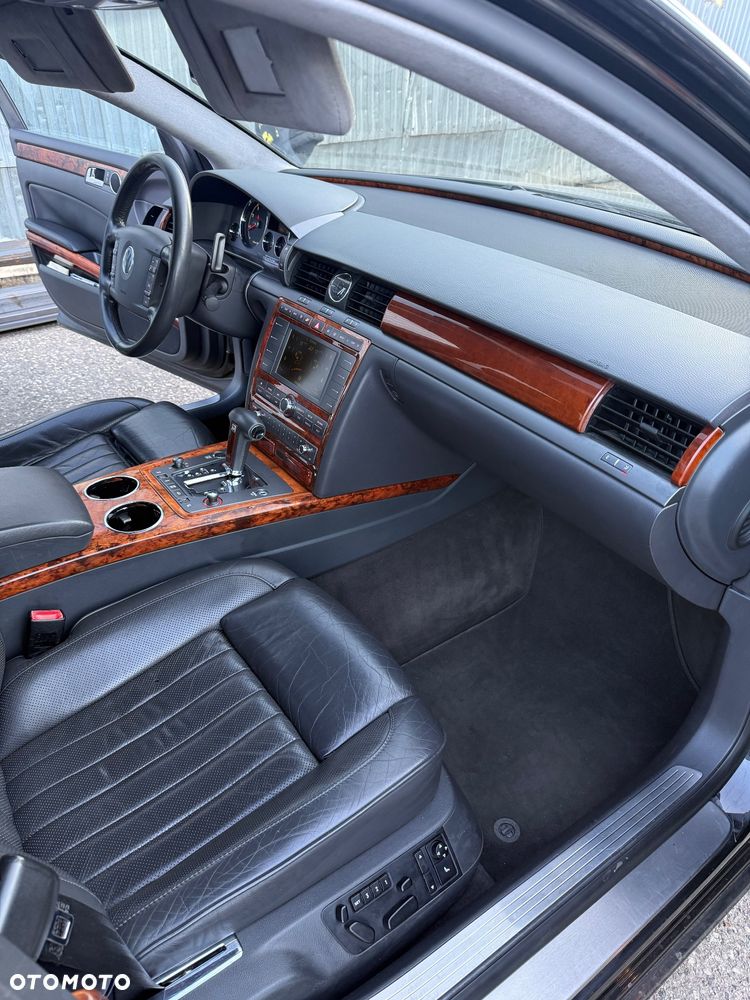 Volkswagen Phaeton 4.2 V8 4Mot (5 os.) - 6