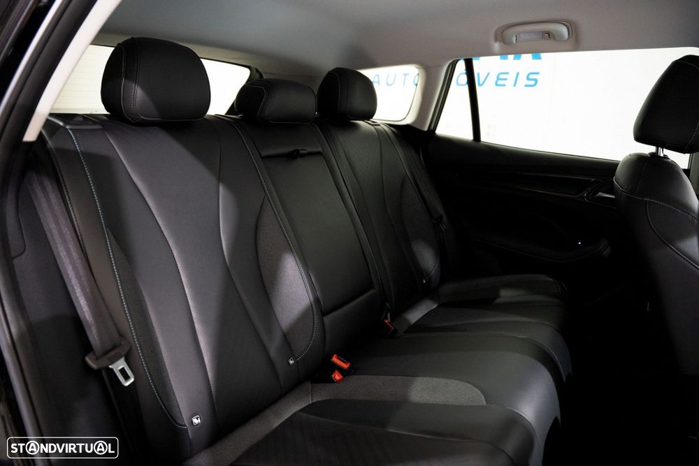 MG MG5 61 kWh Luxury - 13