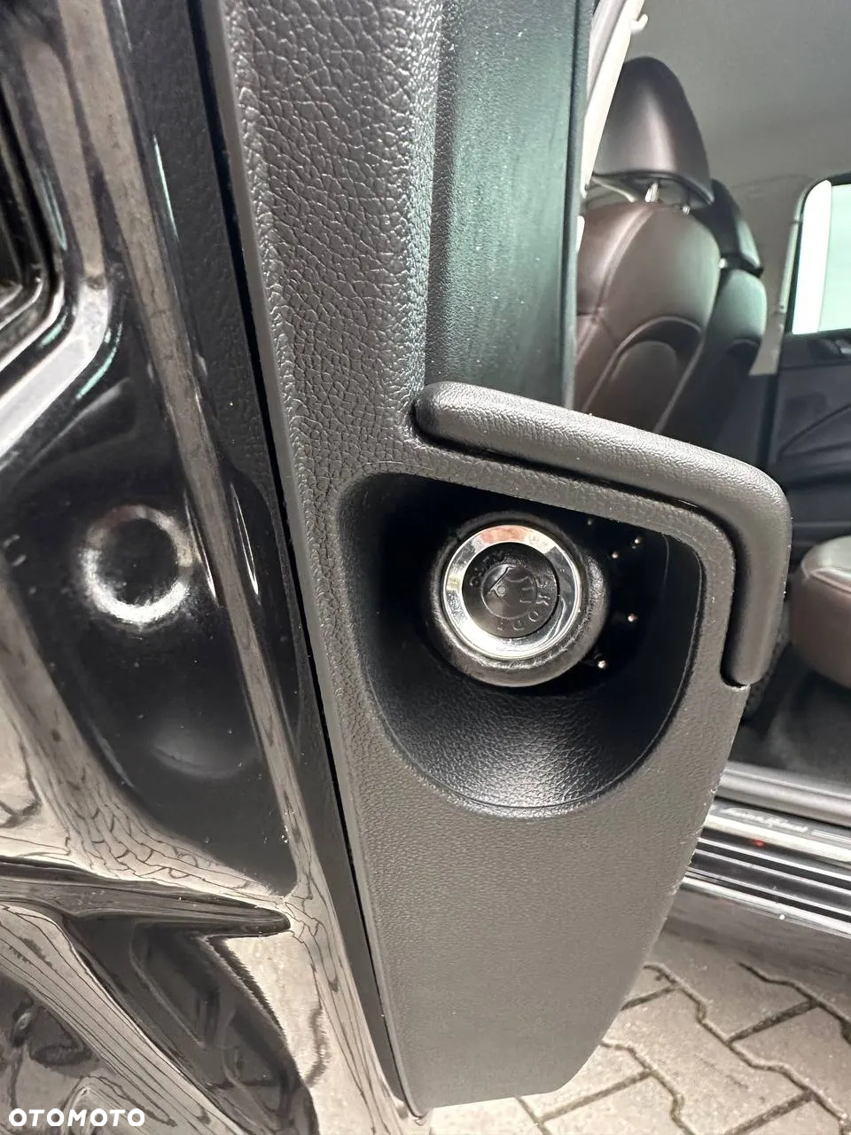 Skoda Superb 2.0 TDI L&K DSG - 34