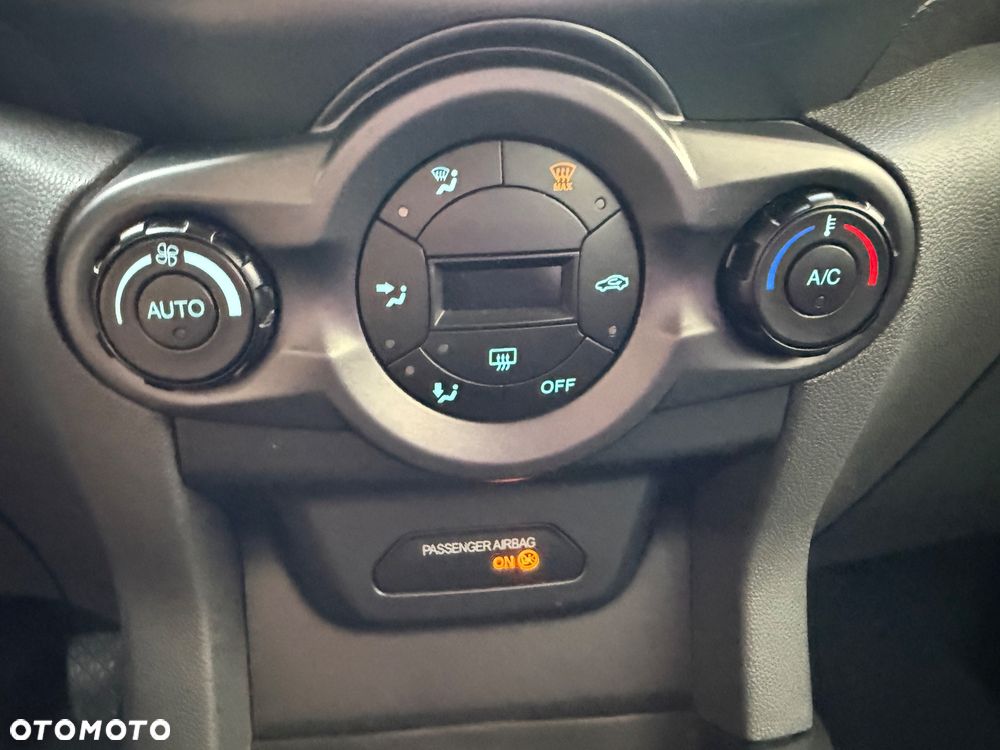 Ford EcoSport 1.0 EcoBoost TITANIUM - 20