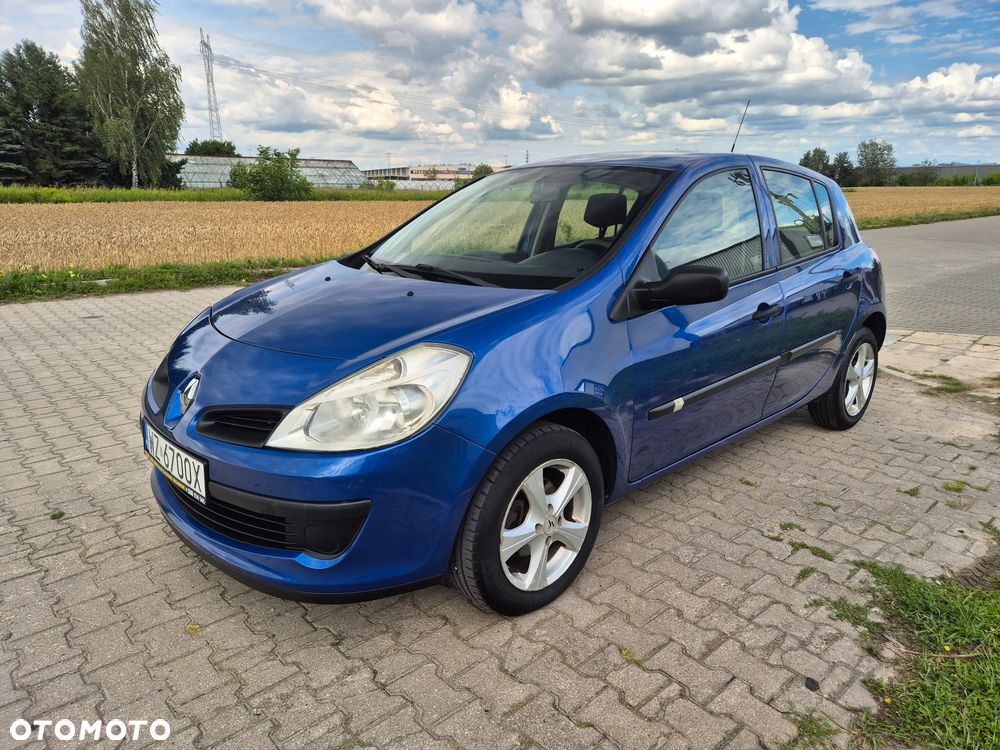 Renault Clio 1.2 16V Exception - 1