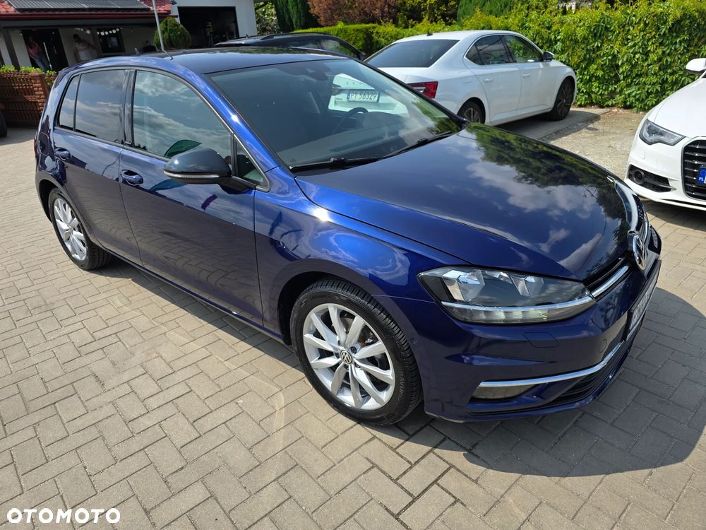 Volkswagen Golf - 2