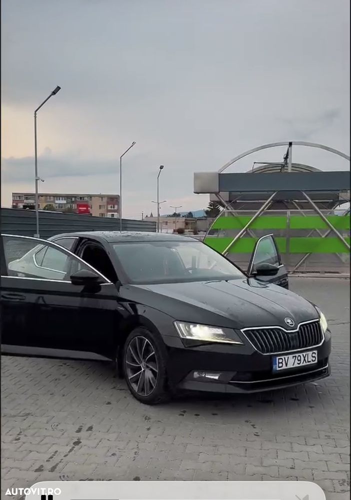 Skoda Superb ver-2-0-tdi-dsg-premium-edition - 1