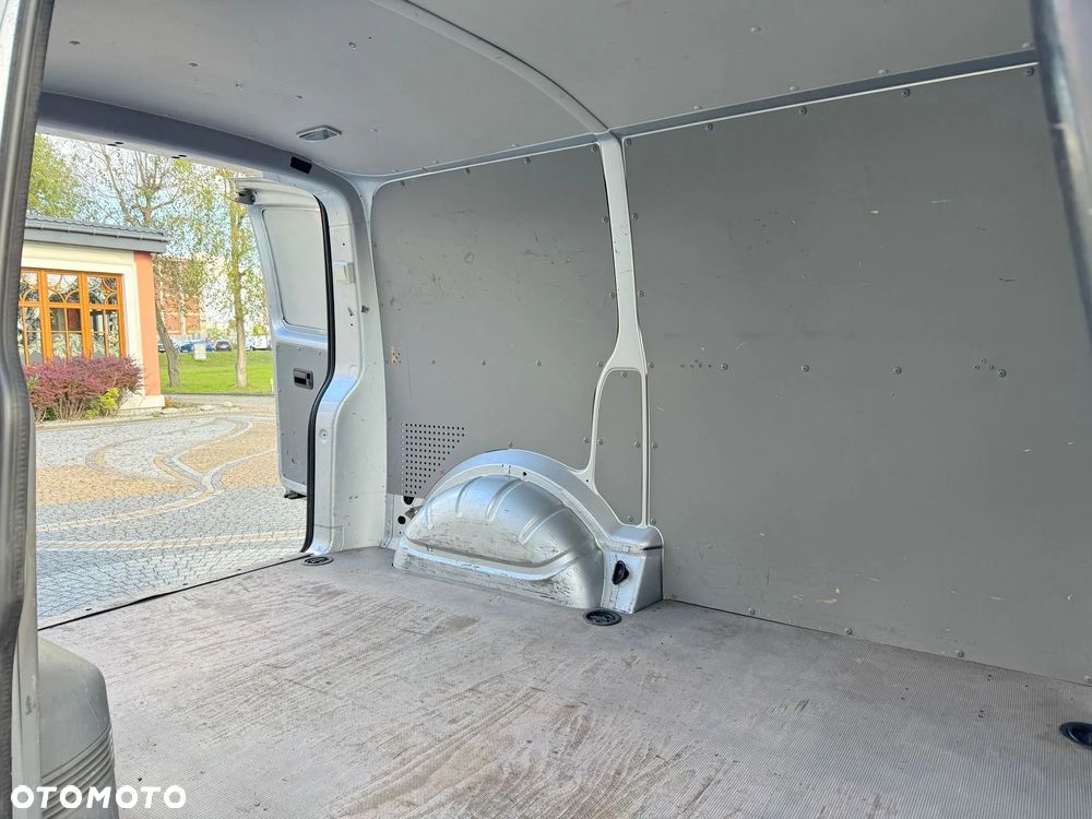 Volkswagen TRANSPORTER T6 - 14
