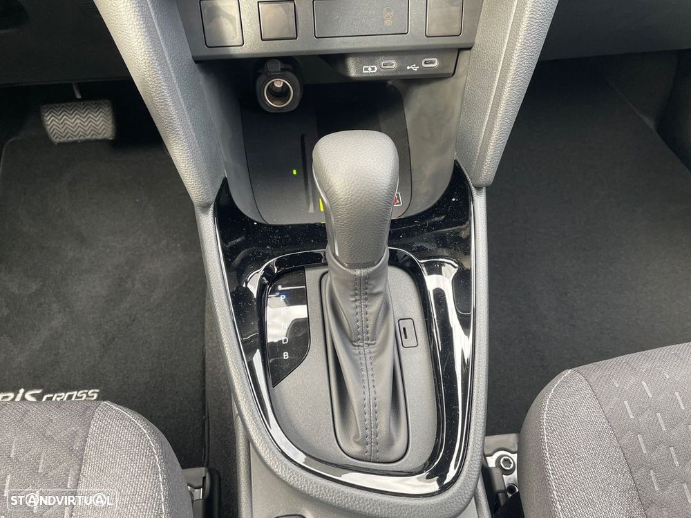 Toyota Yaris Cross 1.5 HDF Square Collection - 22